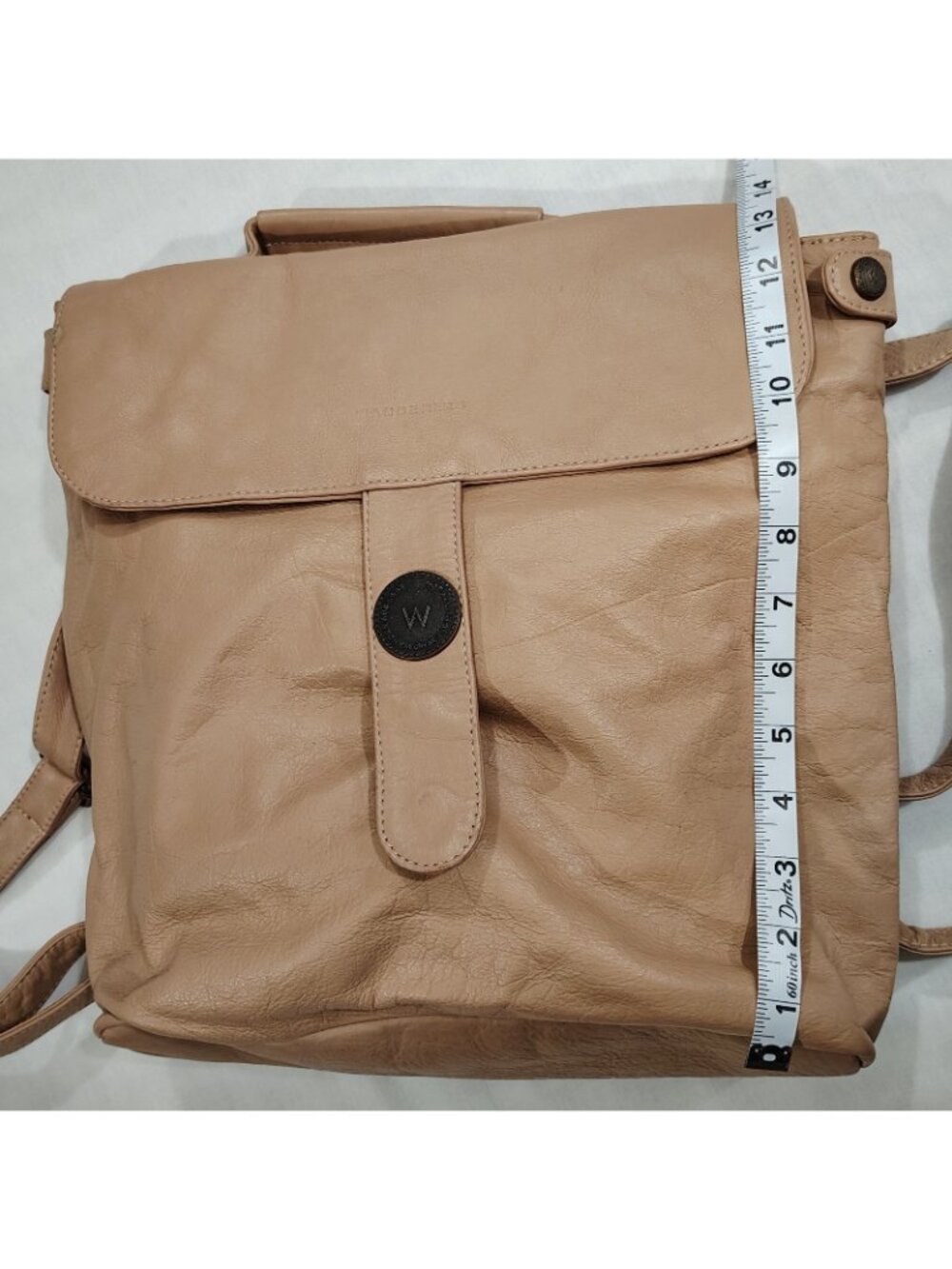 Wanderers Travel Co The Bondi Backpack Full Grain Leather Blush Magnetic Closure - Picture 12 of 16